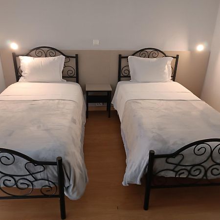 Pensao Nova Goa Hotell Lisboa Exteriör bild