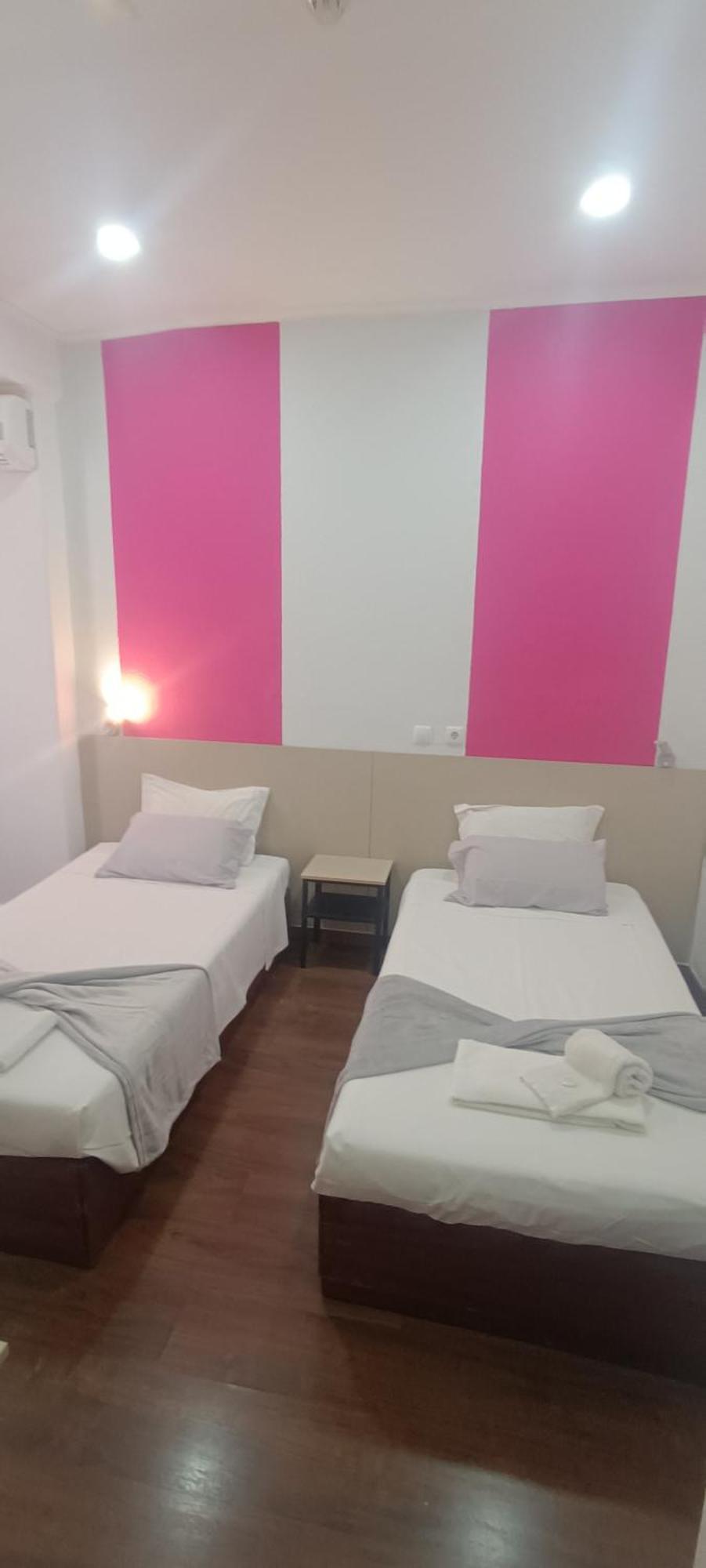 Pensao Nova Goa Hotell Lisboa Exteriör bild