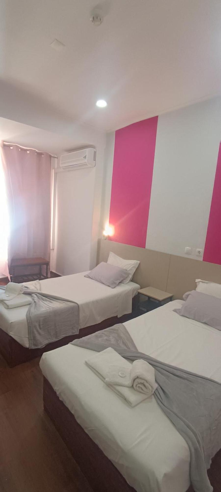 Pensao Nova Goa Hotell Lisboa Exteriör bild